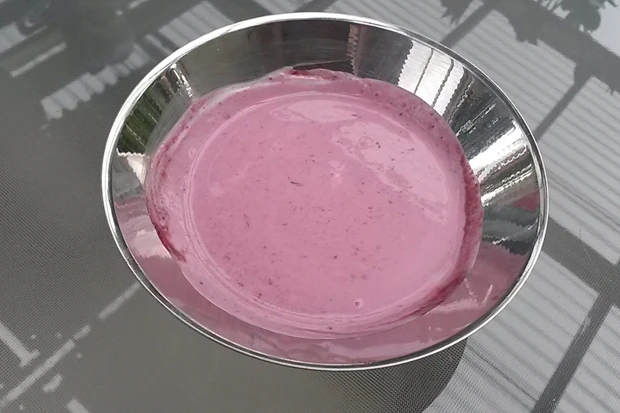 Brombeer-Topfen-Creme