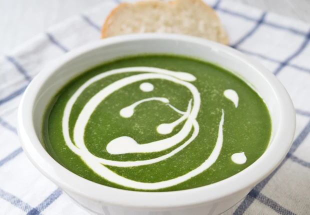 Spinat-K&auml;se-Suppe