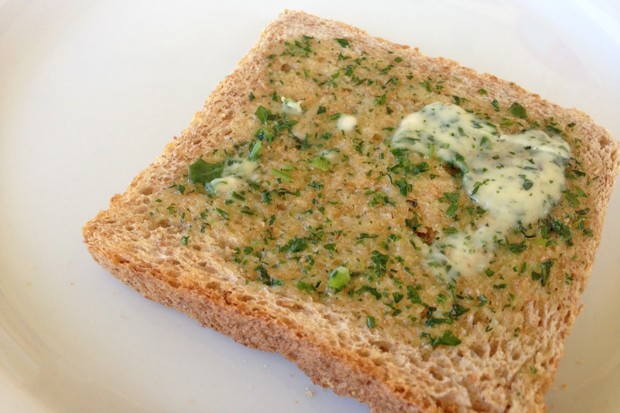 Kräuterbuttertoast