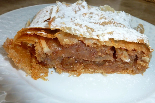 Apfelstrudel