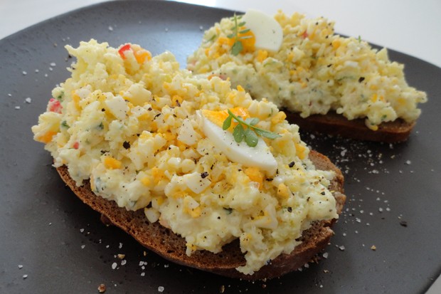 Eiaufstrich mit Topfen - Rezept | GuteKueche.at