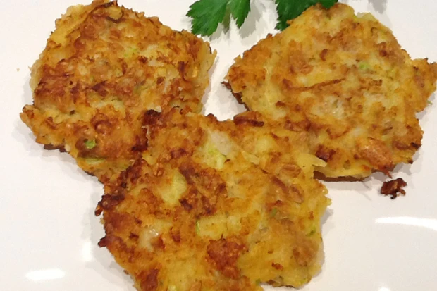 Zucchinipuffer mit Parmesan