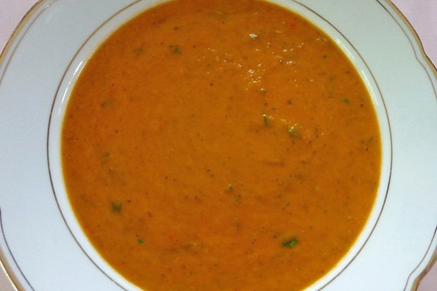 Kürbis-Tomatensuppe
