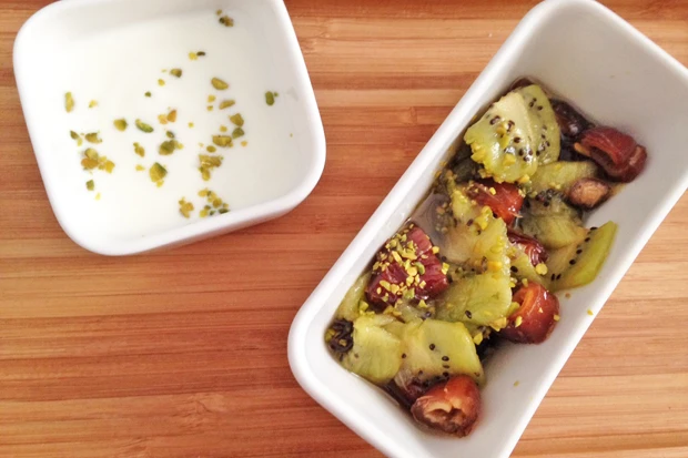 Exotische Fr&uuml;chte gebraten mit Joghurt