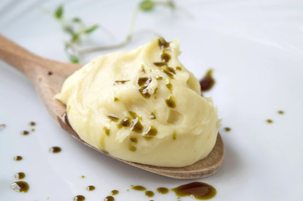 Kartoffelp&uuml;ree mit K&uuml;rbiskern&ouml;l
