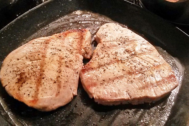 Gebratenes Thunfischsteak