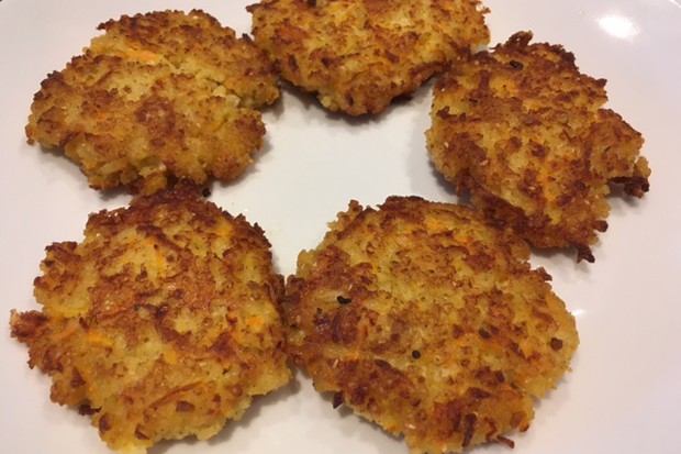 Hirselaibchen mit Parmesan