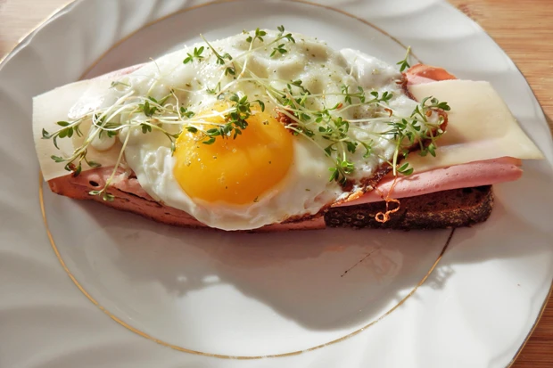 Jausenbrot mit Spiegelei