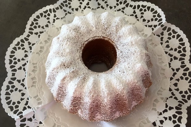 Gugelhupf mit Schoko und Mandeln