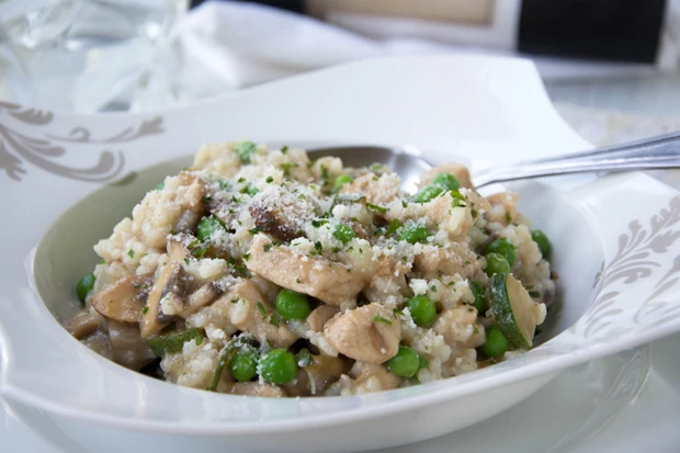 Gem&uuml;serisotto mit H&uuml;hnerfleisch