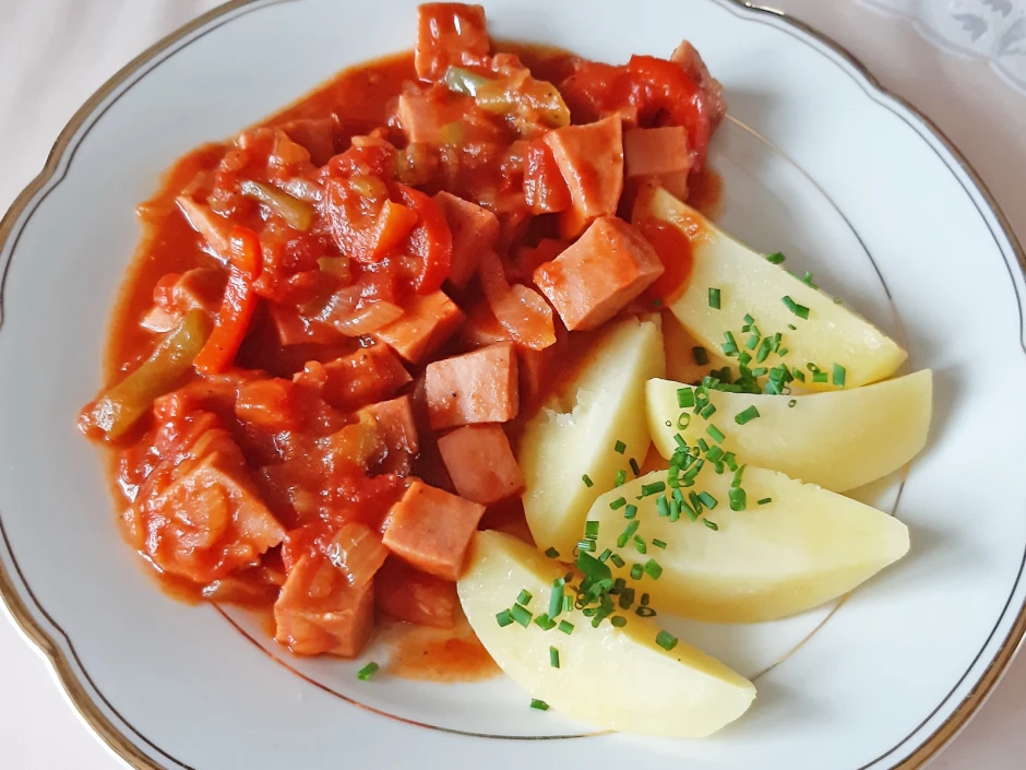 Leberkäsgulasch