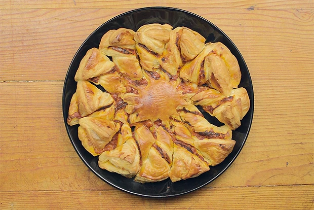 Bl&auml;tterteig-Pizzasnack