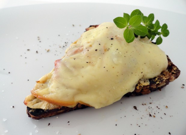 Schwarzbrot überbacken