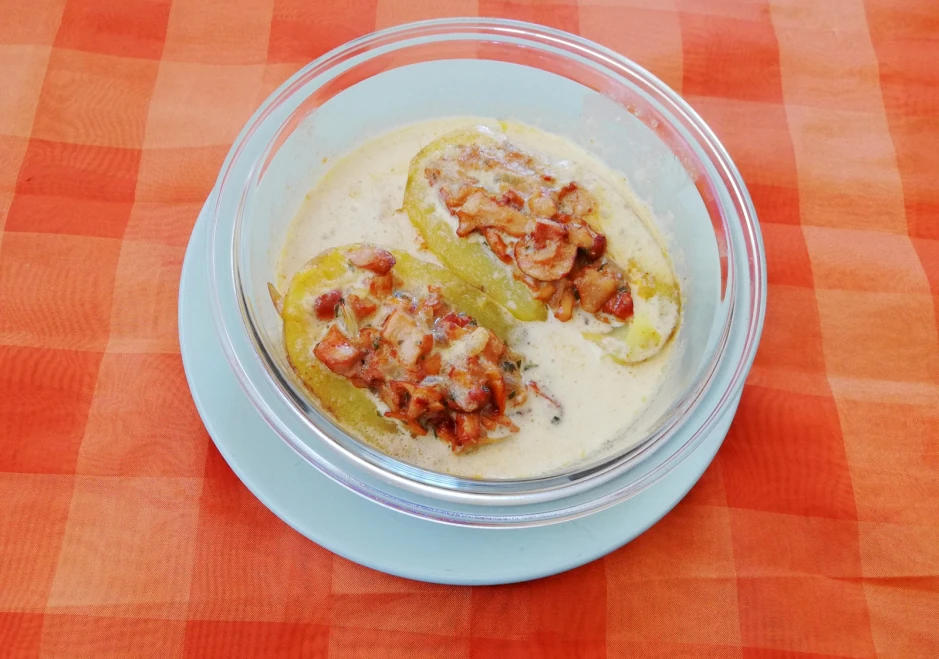 Gef&uuml;llte Erd&auml;pfel