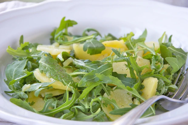 Topinambur-Rucola-Salat