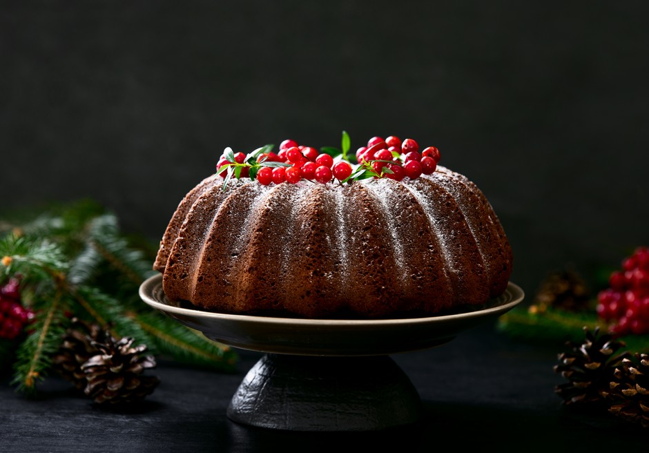 Weihnachtlicher Apfelgugelhupf