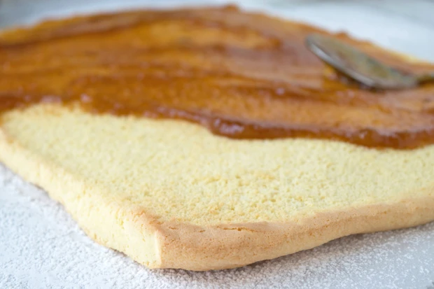 Biskuitboden f&uuml;r Torte