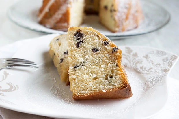Gugelhupf mit Schokoflocken