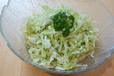 Chinakohlsalat mit Knoblauch