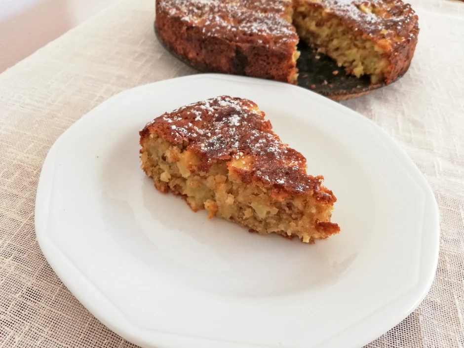 Apfel-Haferflocken-Kuchen