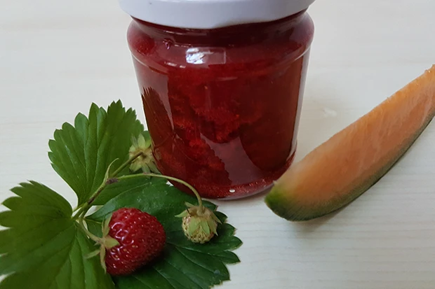 Zuckermelonen-Erdbeer-Marmelade