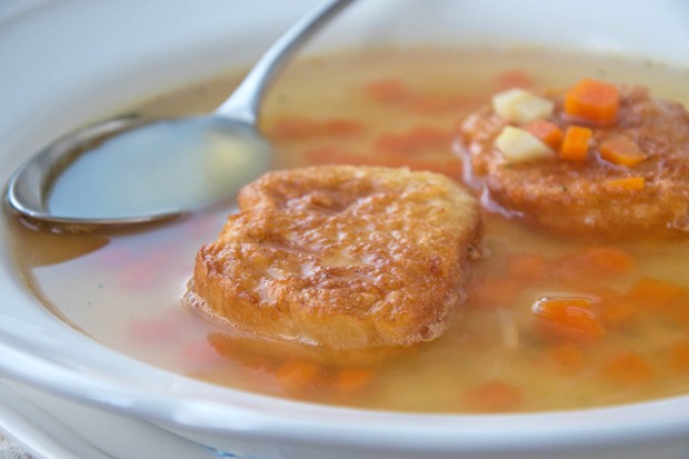 Semmelschnittensuppe
