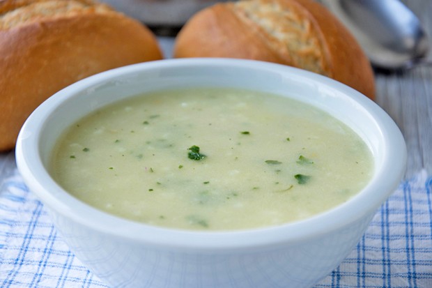 Geröstete Grießsuppe