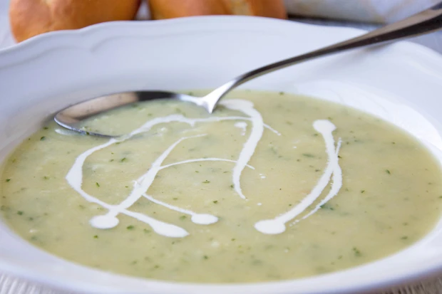 Passierte Karfiolsuppe