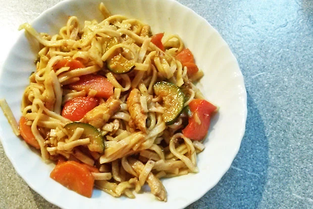 Indonesische Nudelpfanne