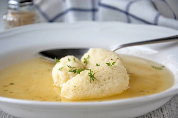 Topfennockerl für Suppen