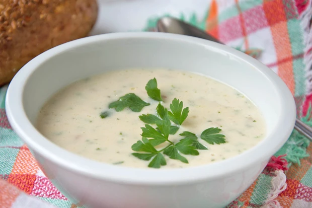 Fr&uuml;hlingskr&auml;utersuppe