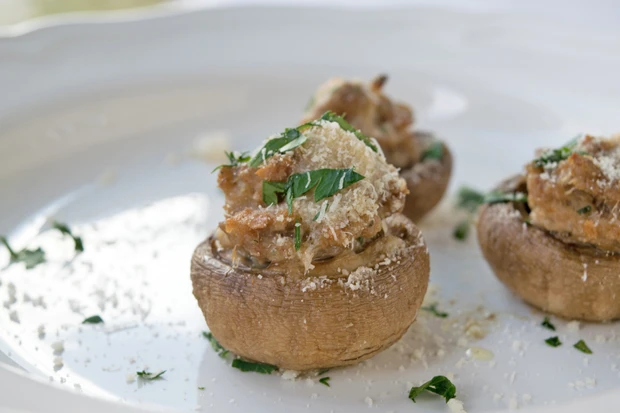 Gef&uuml;llte Champignons aus dem Ofen