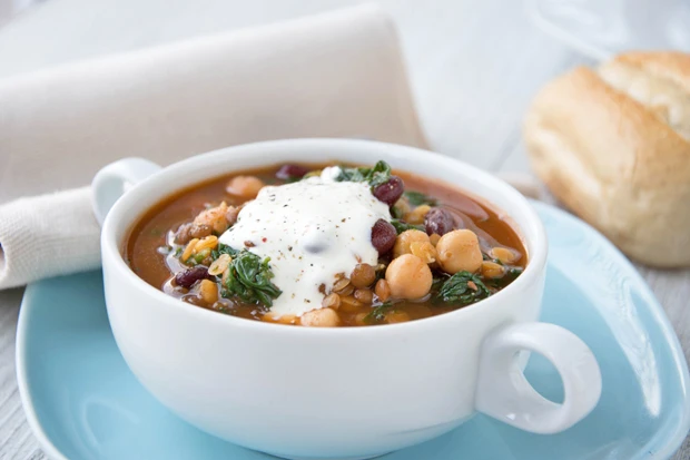 Arabische Spinat-Kichererbsen-Suppe