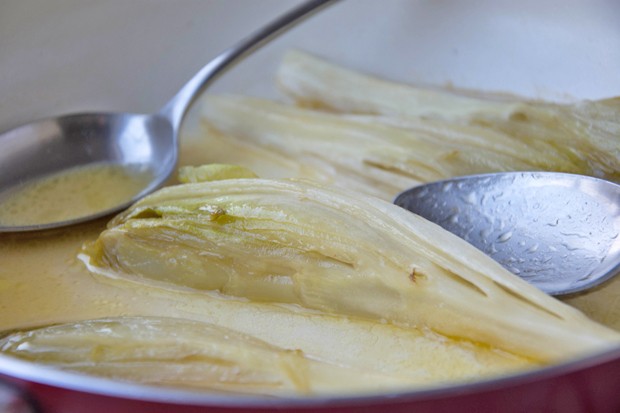 Gebratener Butter-Chicoree