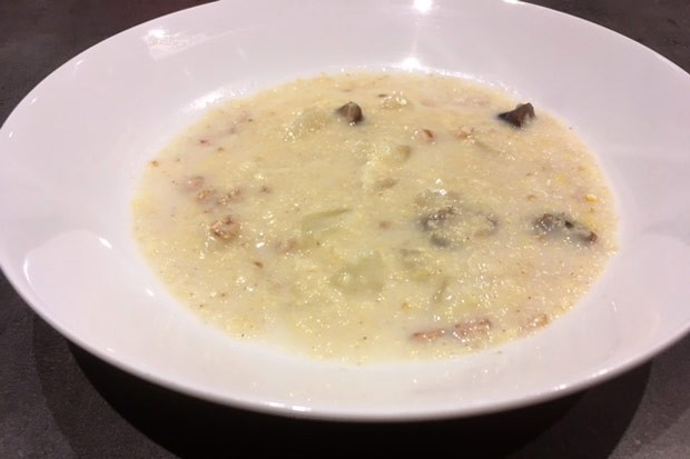 Hirsebrei mit Süßlupinenmehl