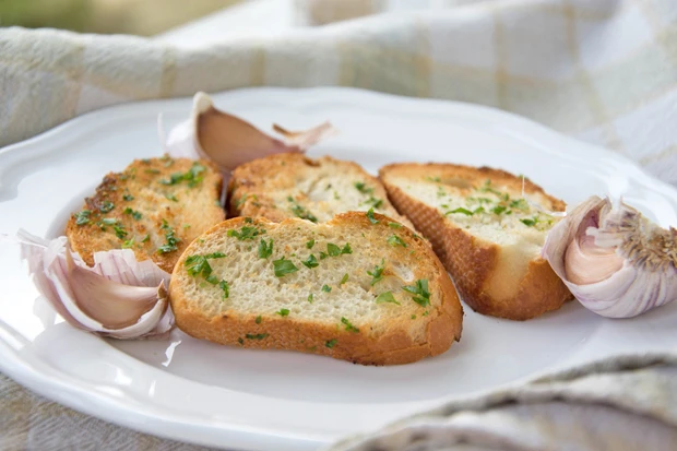 Knoblauchcrostini