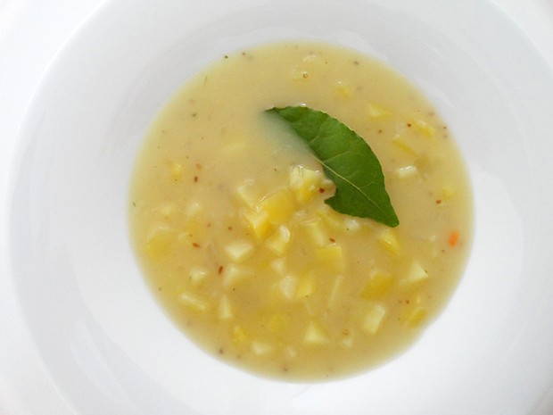 Erdäpfelsuppe