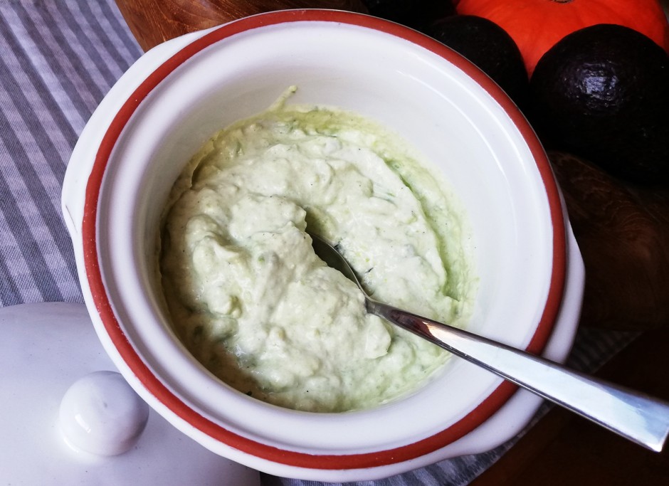 Avocado-Basilikum Sauce