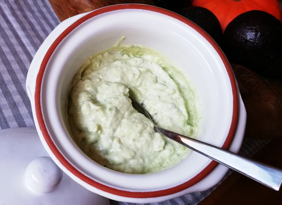 Avocado-Basilikum Sauce
