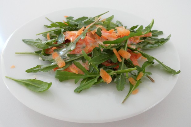 Karottensalat mit Rucola