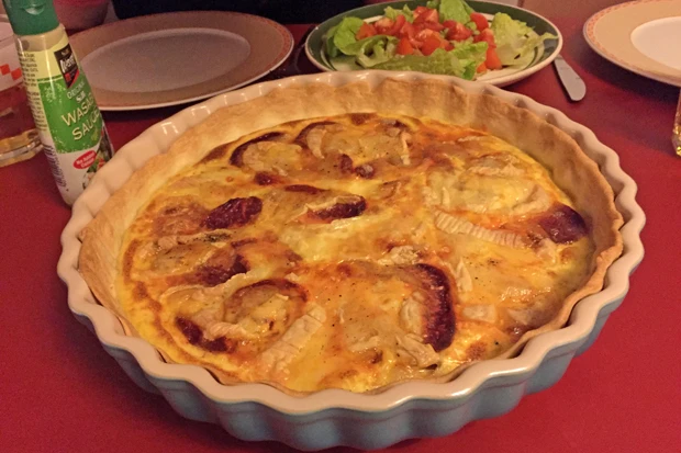 Pie mit roten R&uuml;ben und Erd&auml;pfeln