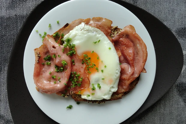 Schwarzbrot Jause