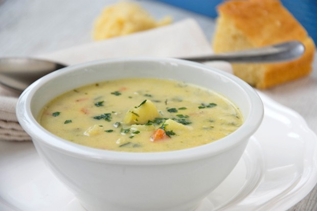 Salzgurkensuppe