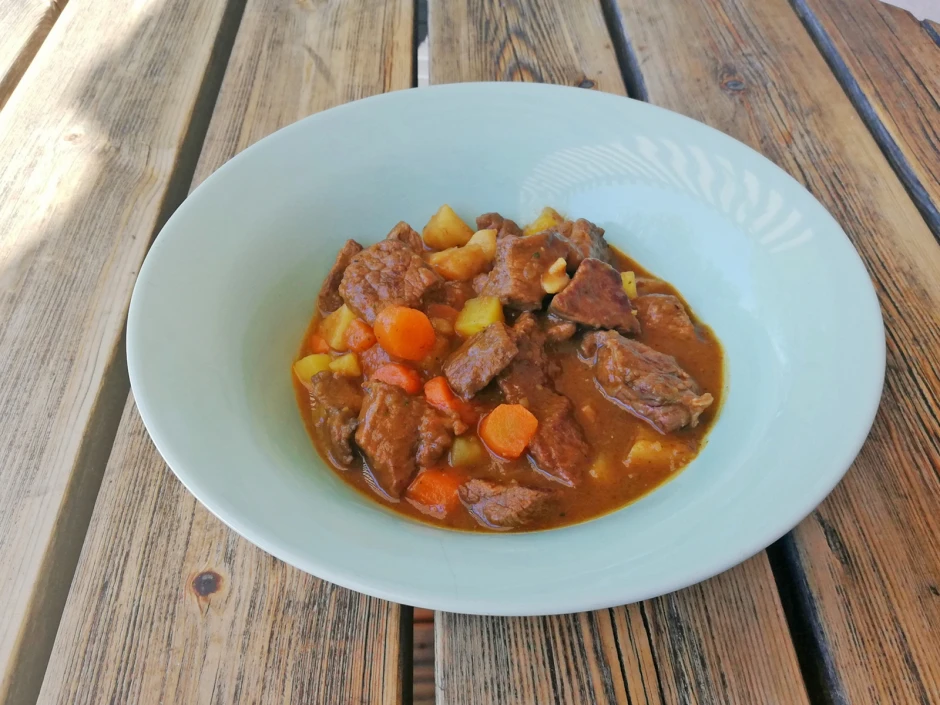 Wurzelgulasch