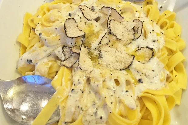 Tagliatelle mit Tr&uuml;ffeln