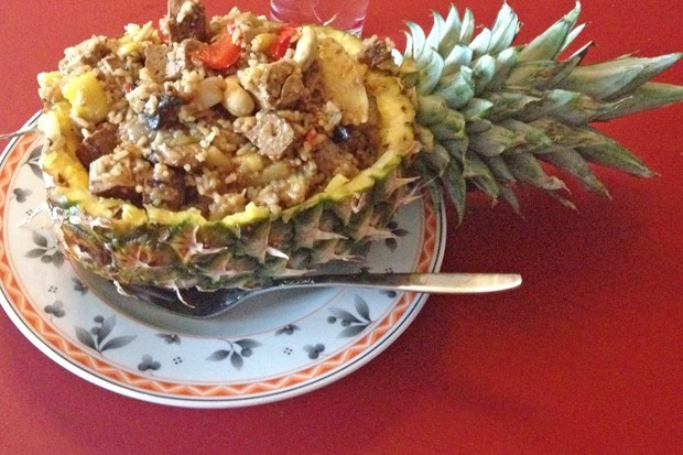 Ananascurry in der Ananas