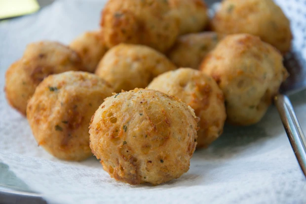 Knoblauchnockerl als Suppeneinlage