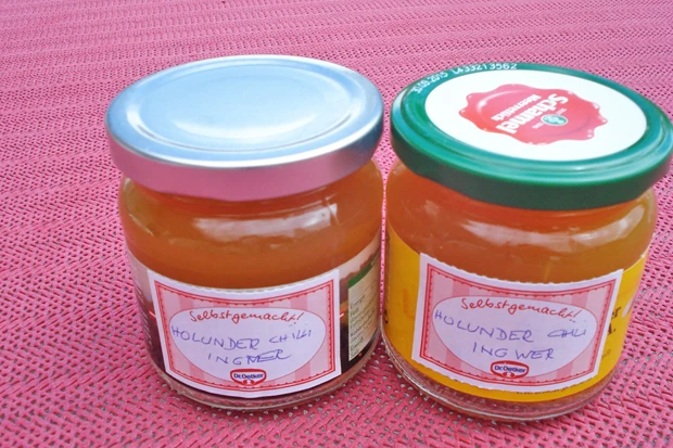 Holunderbl&uuml;ten-Ingwer-Chilli-Gelee