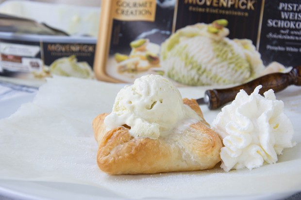 Apfelpackerl mit Eis
