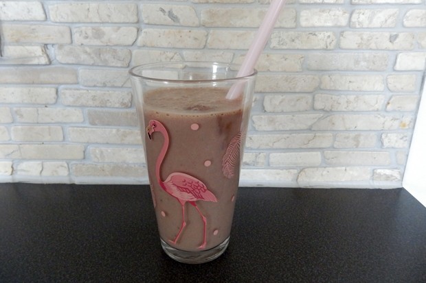 Bananen-Schokoeis im Glas